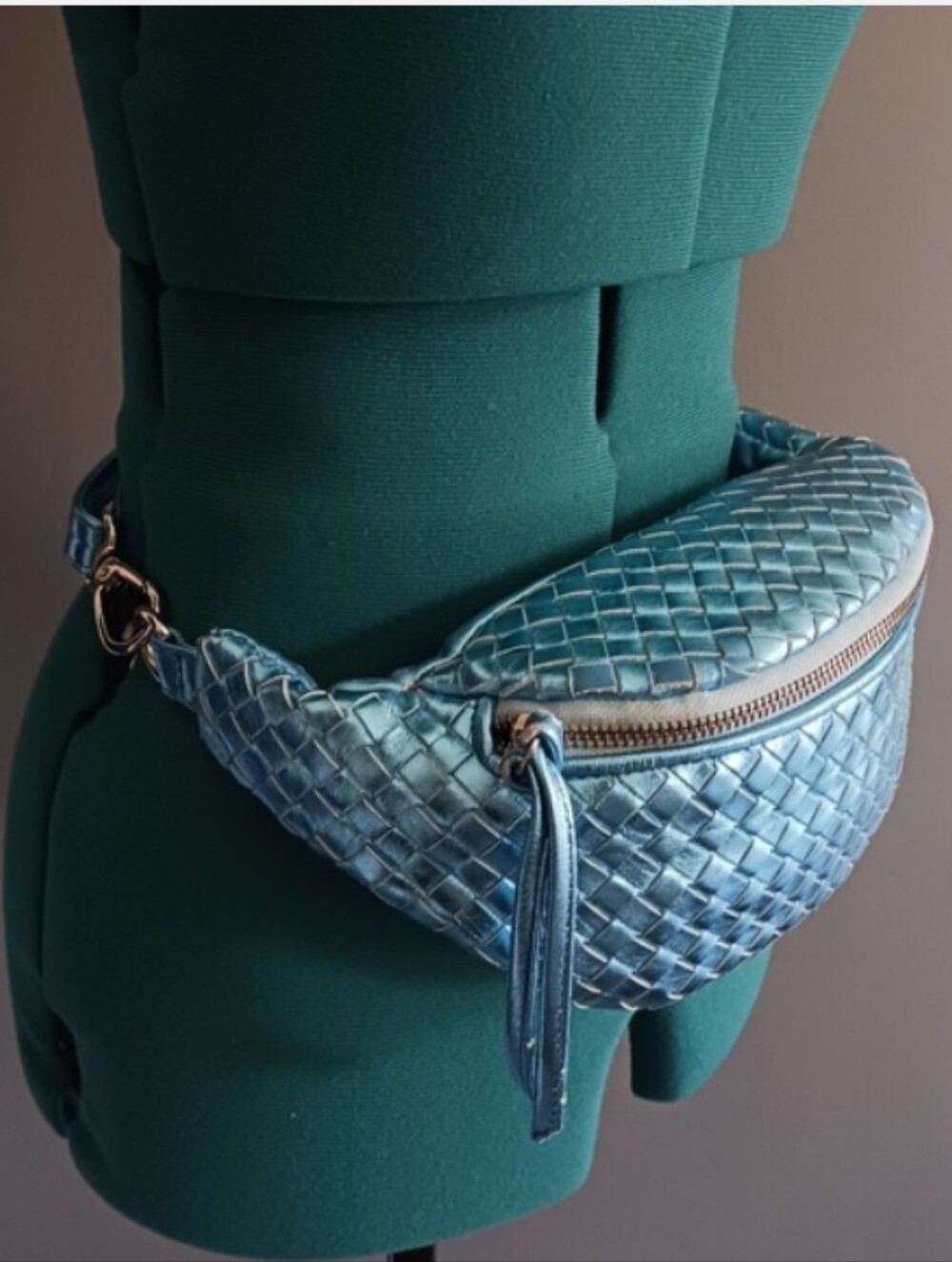 Milaner The Bianca Woven Belt  , Chest Bag - Picture 12 of 15